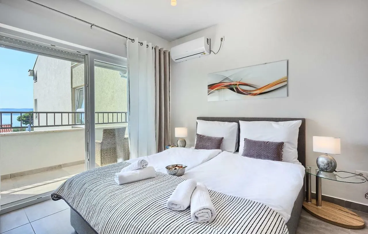 Modern Apartments With Sea View 150 Meters To Beach Kaštela Horvátország